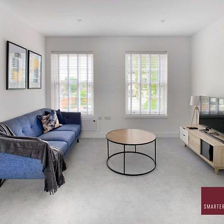Eton, Windsor - 1 Bedroom First Floor Apartment - Parking Exterior photo